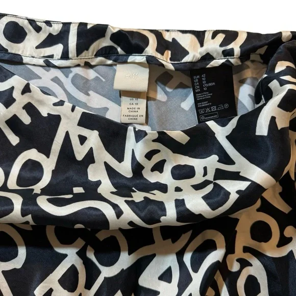 H&M, US 10, Calf-length Satin Skirt - Picture 7 of 7